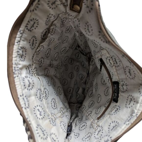 MYRA Blue Chip Recycled Military Tent Shoulder Bag - Picture 5 of 15